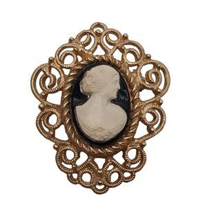 Vintage Gold Tone Black & White Cameo Filligree Brooch Pin Scarf Clip